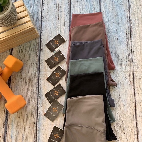 High Waist Soft Training Leggings - Zory del Mar - Picture 5 of 6